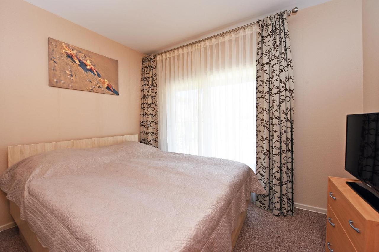Pajurio Vingis Aparthotel Palanga Bagian luar foto