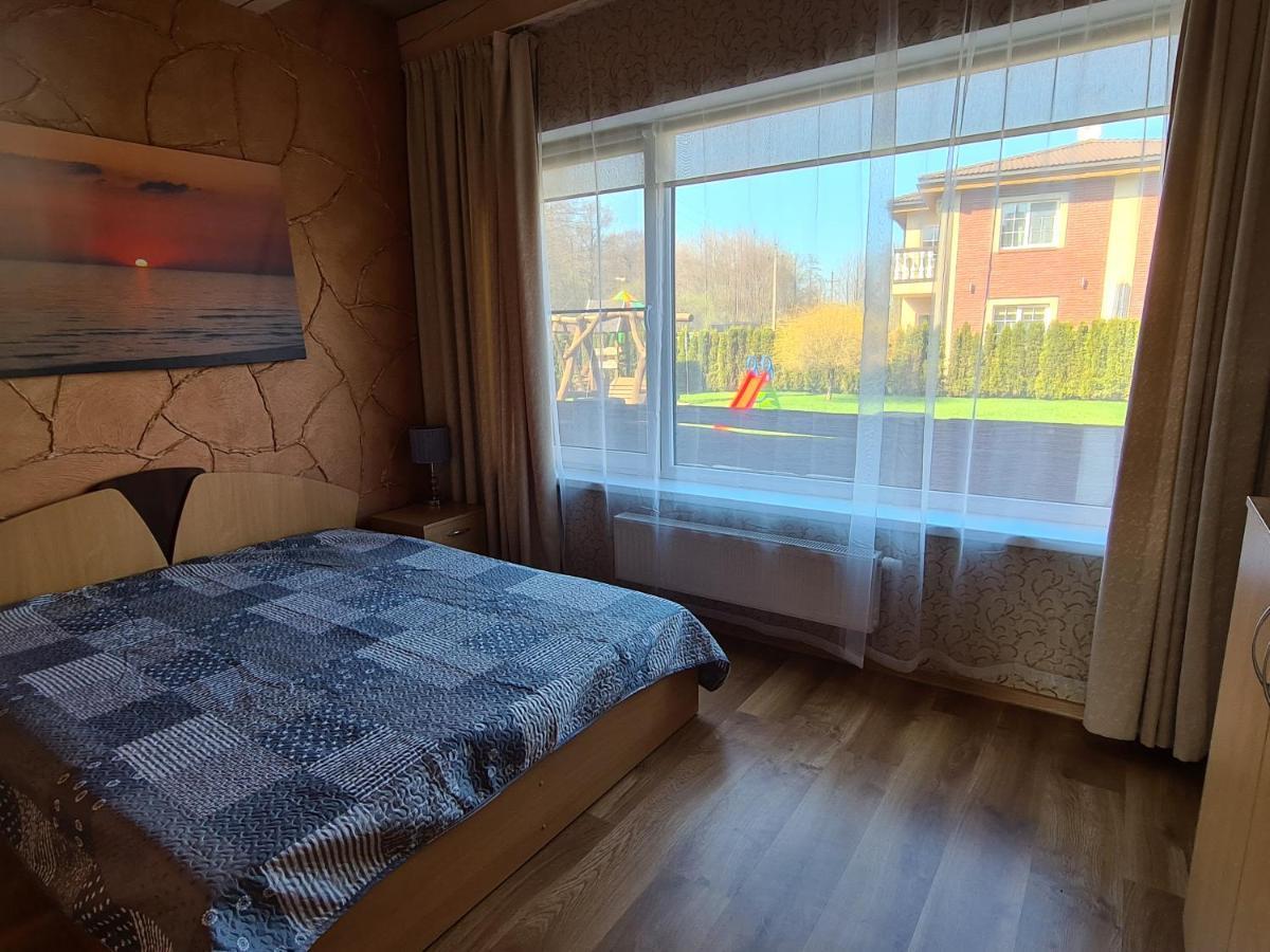 Pajurio Vingis Aparthotel Palanga Bagian luar foto