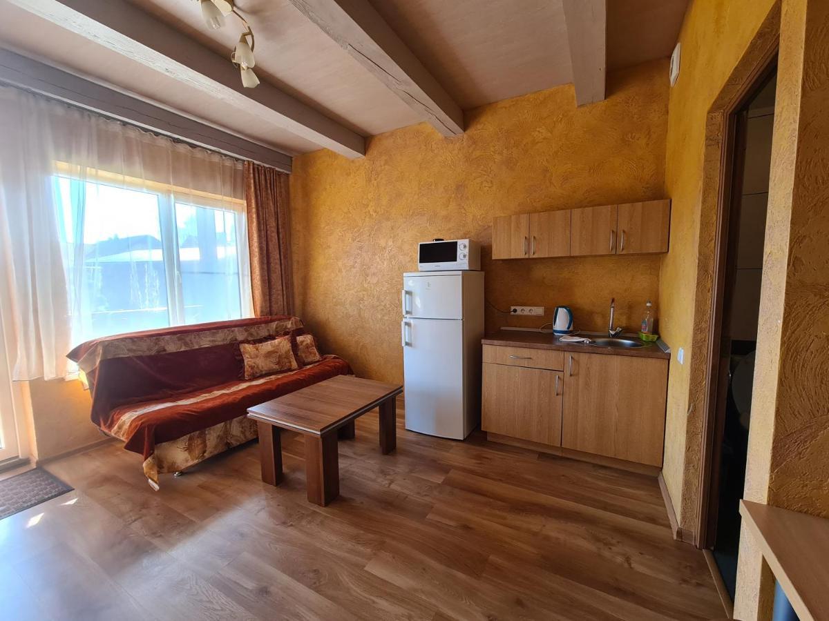Pajurio Vingis Aparthotel Palanga Bagian luar foto